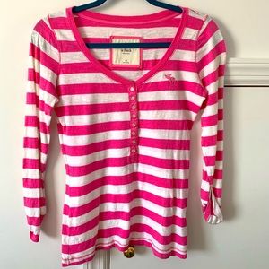 Abercrombie and Fitch 3/4 sleeve shirt